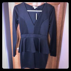 💋NWT black mini dress